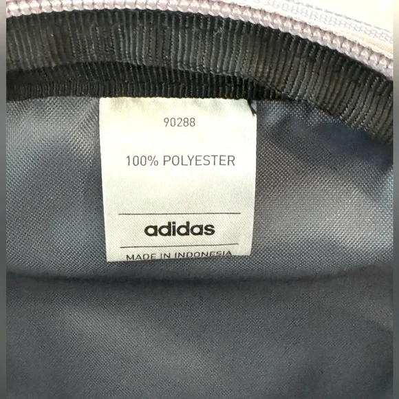 Adidas Lavender Quilted Waist Purse/ Fanny Pack w/ Adjustable Strap to 33”-34” - Picture 5 of 11